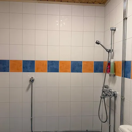 Kuukkeli Red Värdshus *